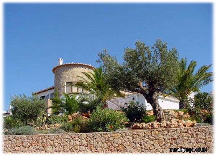 Monte Pego Spanish Villas, resales - The most beautiful residential community in the Costa Blanca North of Spain - Spanish Property, Villas in Spain, spanish villa, re-sales, retirement