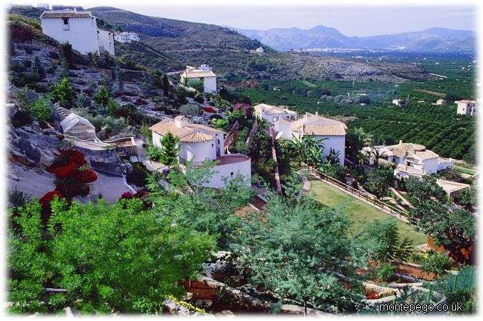 Monte Pego Spanish Villas, resales - The most beautiful residential community in the Costa Blanca North of Spain - Spanish Property, Villas in Spain, spanish villa, re-sales, retirement