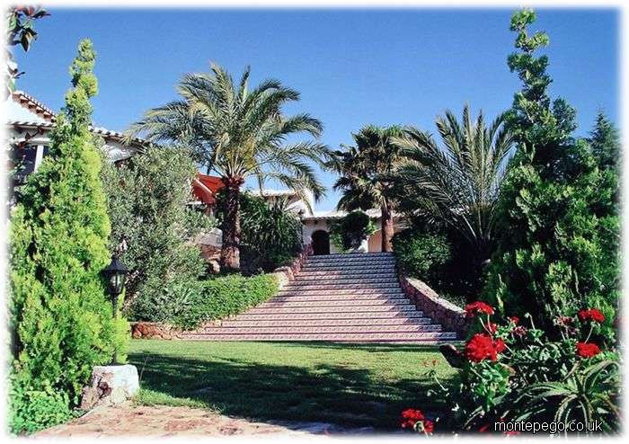 Monte Pego Spanish Villas, resales - The most beautiful residential community in the Costa Blanca North of Spain - Spanish Property, Villas in Spain, spanish villa, re-sales, retirement