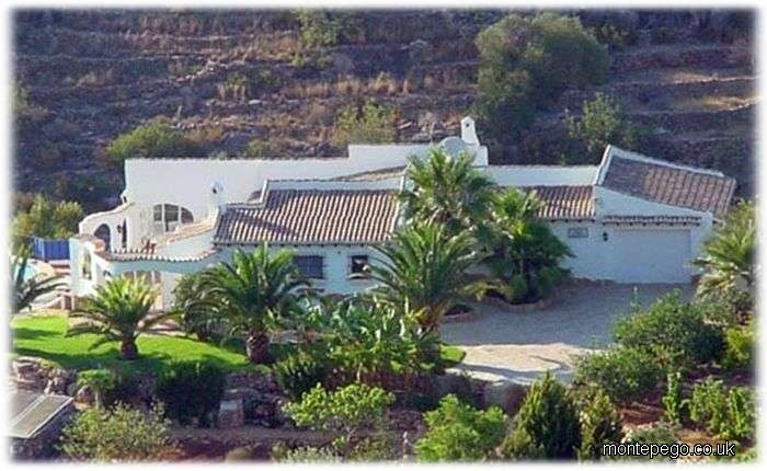 Monte Pego Spanish Villas, resales - The most beautiful residential community in the Costa Blanca North of Spain - Spanish Property, Villas in Spain, spanish villa, re-sales, retirement