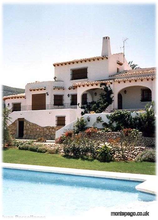 Monte Pego Spanish Villas, resales - The most beautiful residential community in the Costa Blanca North of Spain - Spanish Property, Villas in Spain, spanish villa, re-sales, retirement